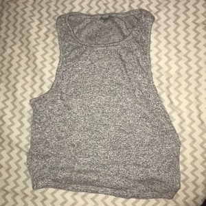 grey crop top!